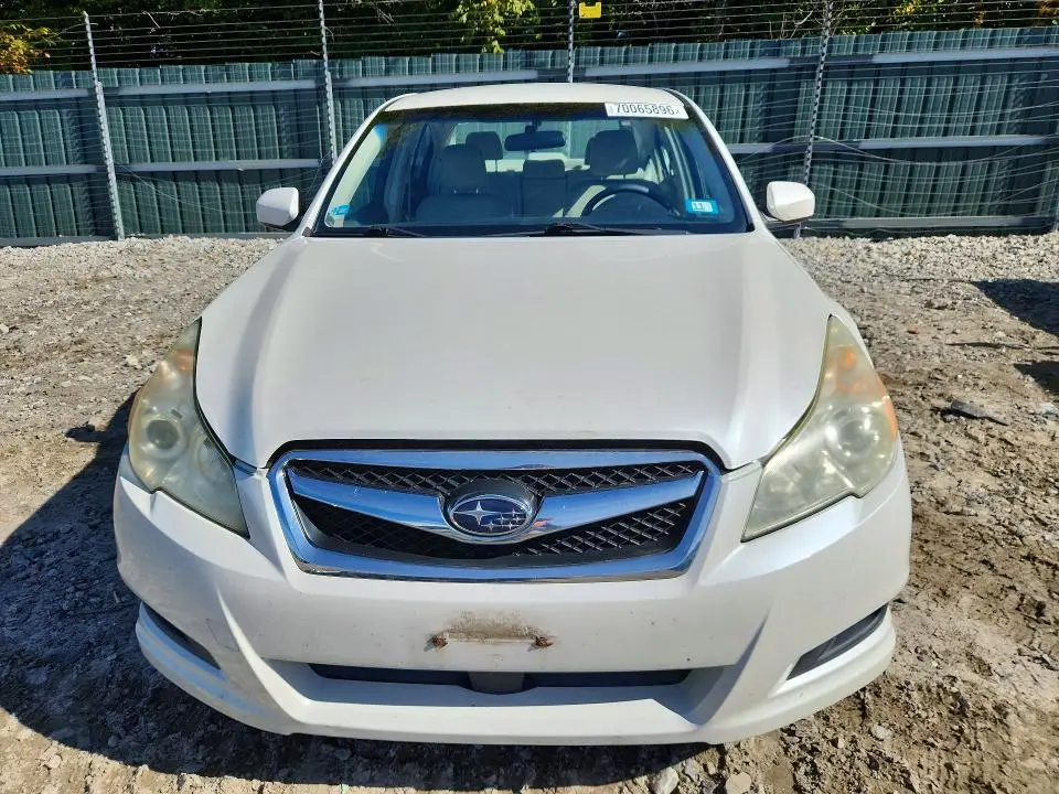 2011 SUBARU LEGACY 3.6R LIMITED  