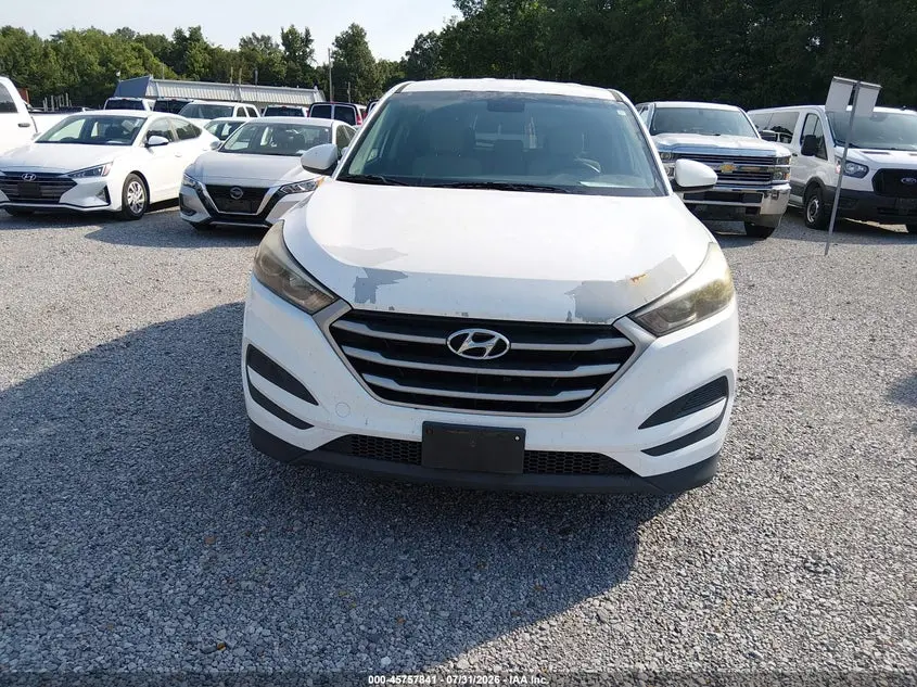 2018 HYUNDAI TUCSON SE