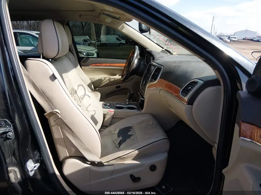 2011 JEEP GRAND CHEROKEE OVERLAND