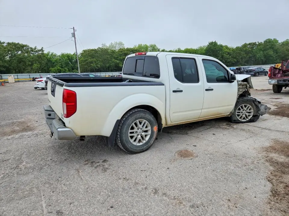 2017 NISSAN FRONTIER   