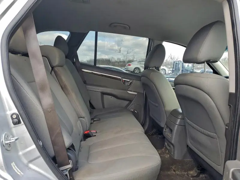 2010 HYUNDAI SANTA FE GLS  