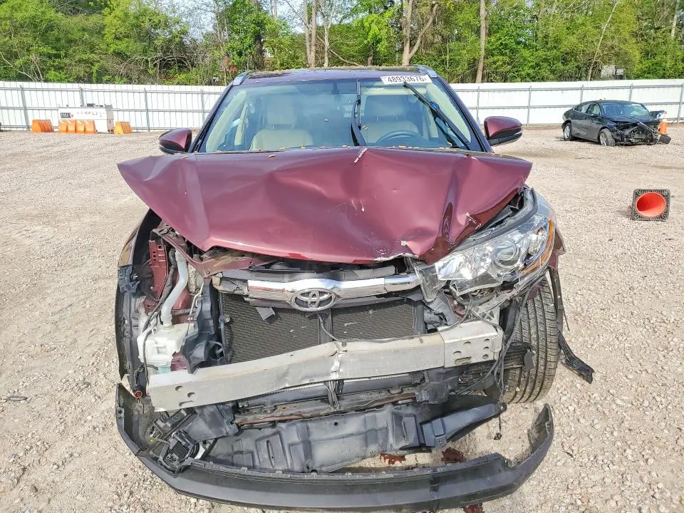 2016 TOYOTA HIGHLANDER XLE  