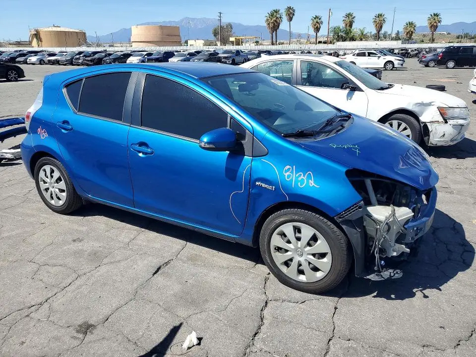 2013 TOYOTA PRIUS C TWO  