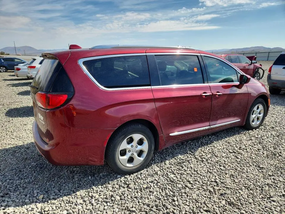 2017 CHRYSLER PACIFICA TOURING L PLUS  