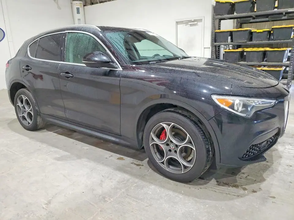 2018 ALFA ROMEO STELVIO   
