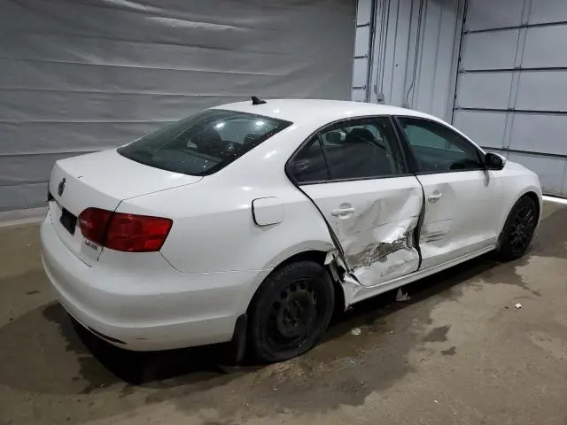 2012 VOLKSWAGEN JETTA SE  