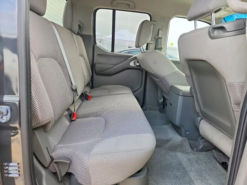 2012 NISSAN FRONTIER S  