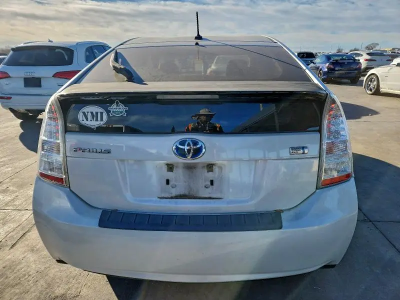 2010 TOYOTA PRIUS   