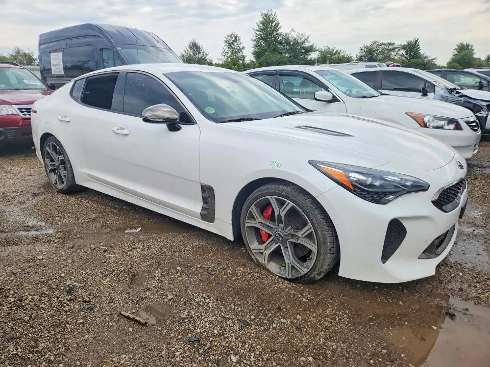 2021 KIA STINGER GT  