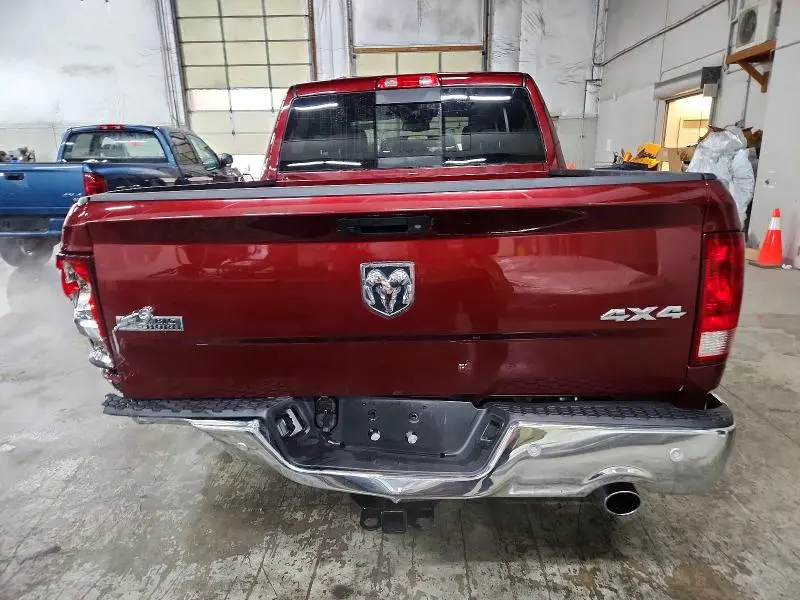 2017 RAM 1500 SLT  