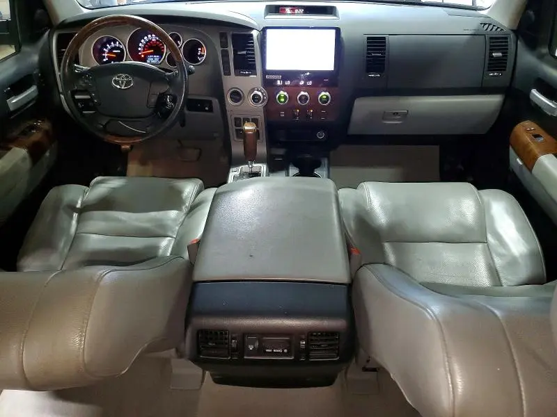 2011 TOYOTA TUNDRA CREWMAX LIMITED  