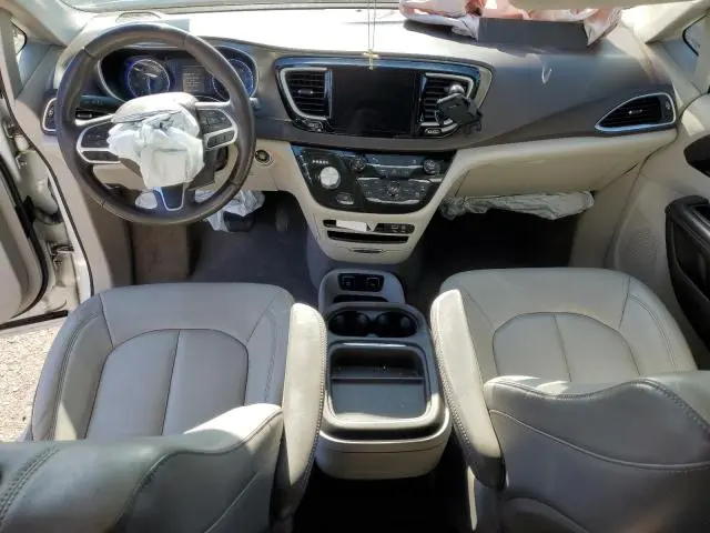 2017 CHRYSLER PACIFICA TOURING L  