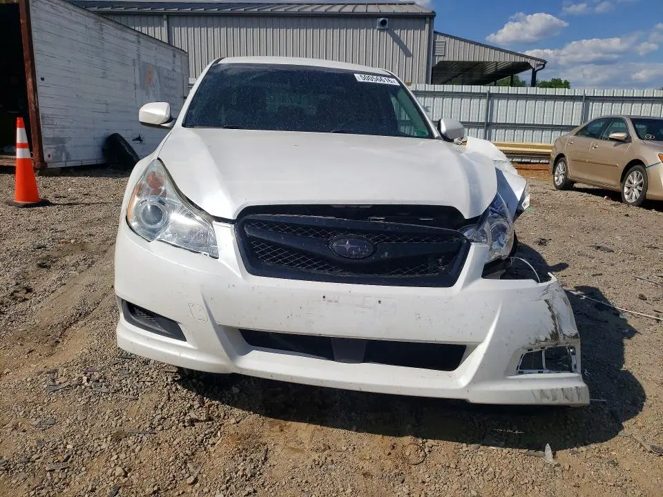 2010 SUBARU LEGACY 2.5I PREMIUM  