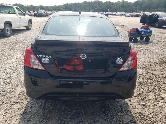 2019 NISSAN VERSA S  