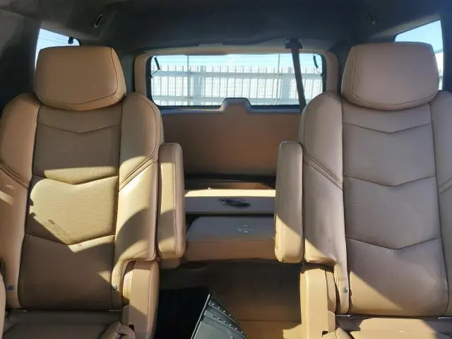 2017 CADILLAC ESCALADE PLATINUM  