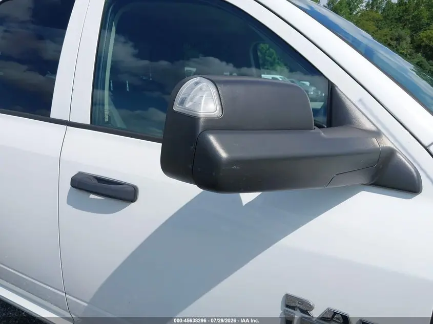 2019 RAM 1500 CLASSIC TRADESMAN  4X4 6'4 BOX