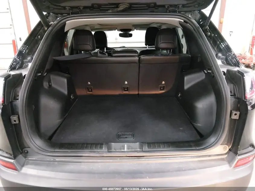2019 JEEP CHEROKEE LATITUDE PLUS 4X4