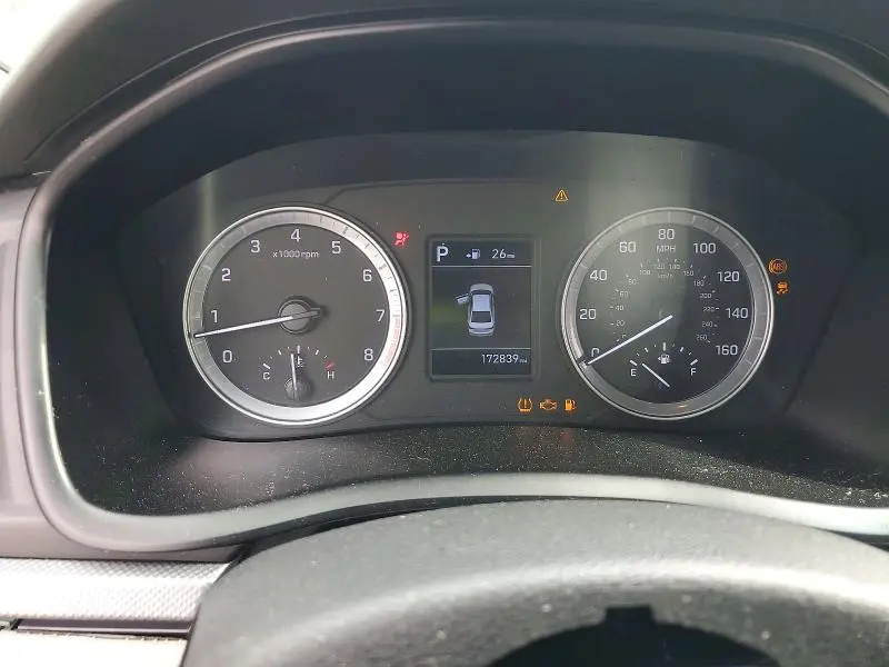 2018 HYUNDAI SONATA SE  