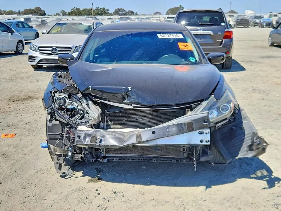 2017 NISSAN ALTIMA 2.5 SR  