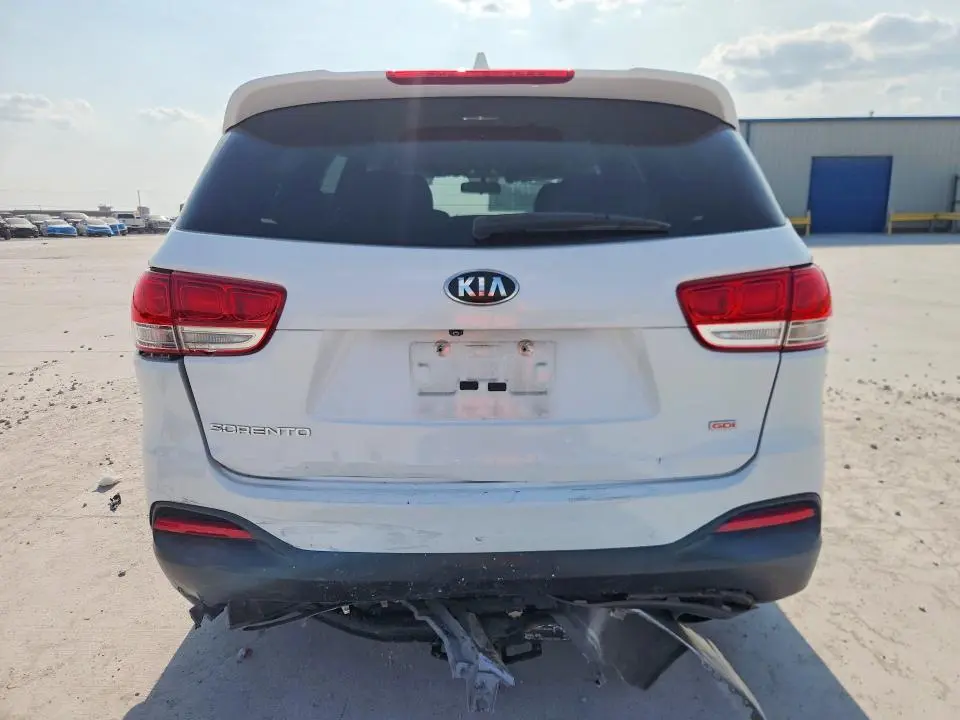 2018 KIA SORENTO LX  
