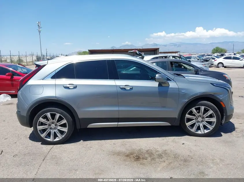 2023 CADILLAC XT4 FWD PREMIUM LUXURY