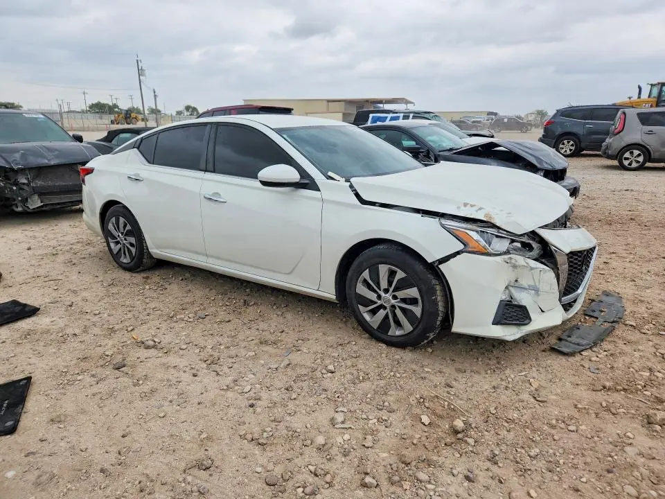 2020 NISSAN ALTIMA S  