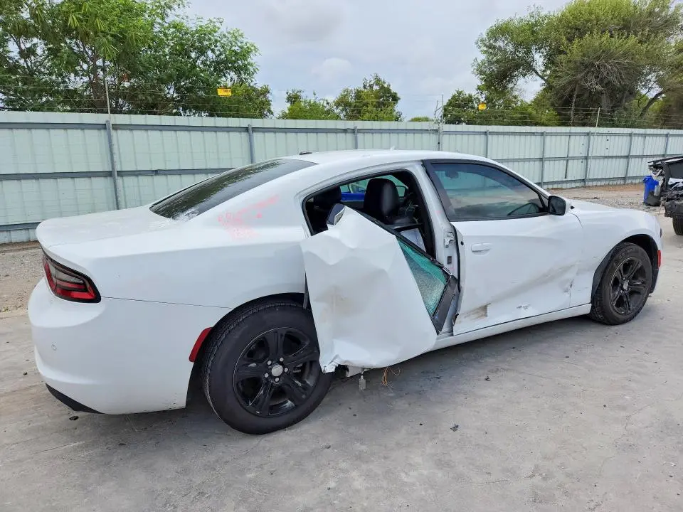 2022 DODGE CHARGER SXT  