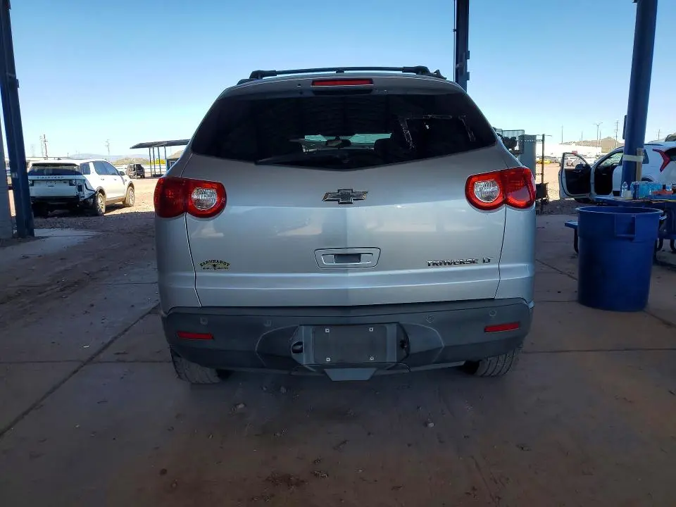 2012 CHEVROLET TRAVERSE LT  
