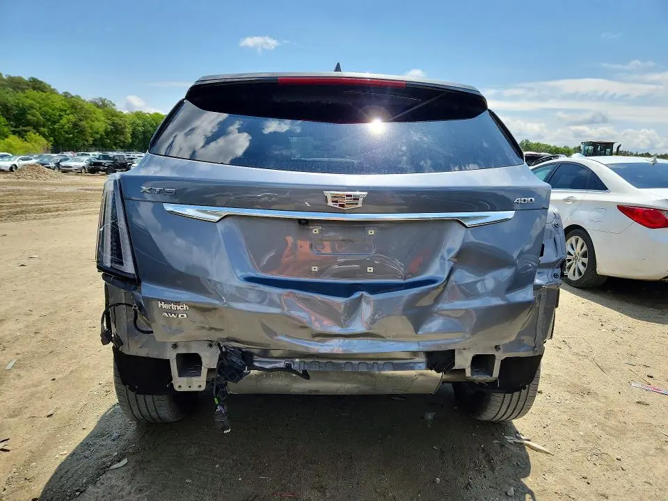 2022 CADILLAC XT5 SPORT  