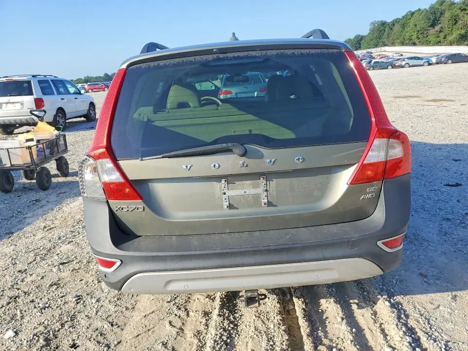2010 VOLV XC70 3.2   