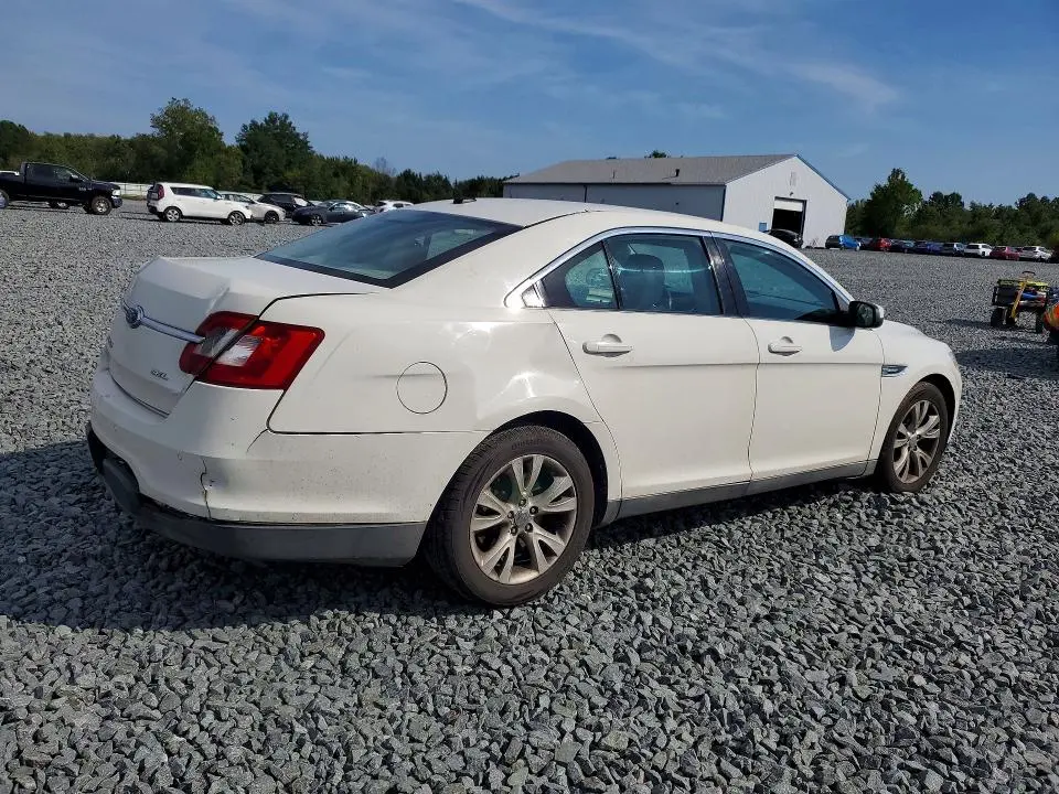2010 FORD TAURUS SEL  
