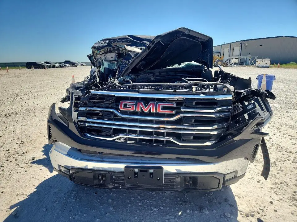 2022 GMC SIERRA K1500 SLT  