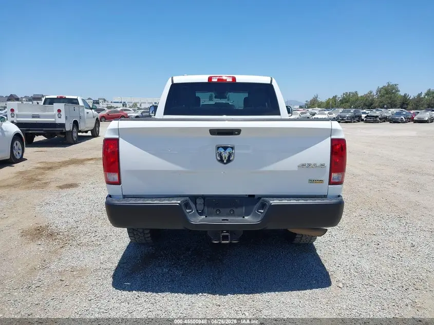 2017 RAM 1500 TRADESMAN  4X4 6'4 BOX