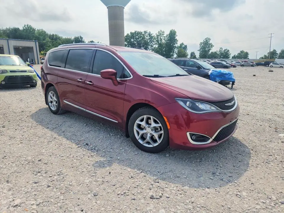 2017 CHRYSLER PACIFICA TOURING L PLUS  