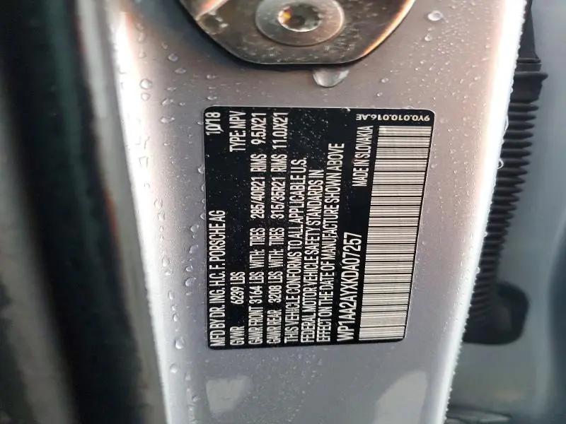 2019 PORSCHE CAYENNE   