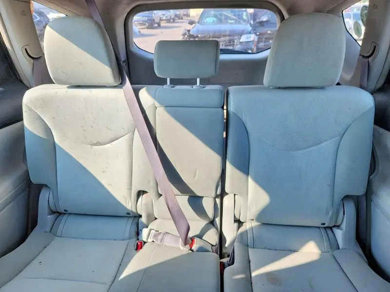 2013 TOYOTA PRIUS V TWO  