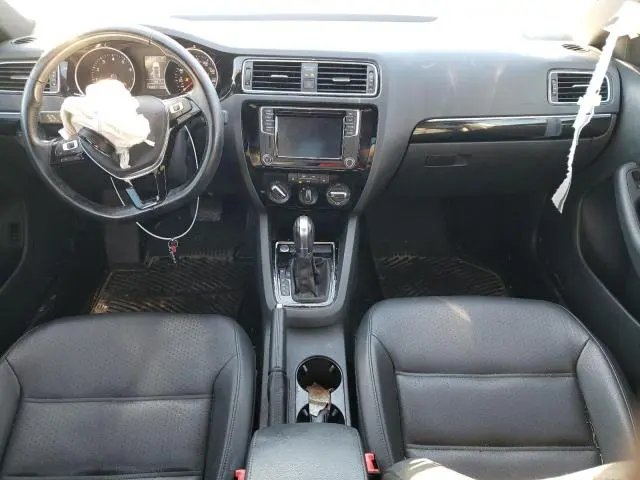 2018 VOLKSWAGEN JETTA SPORT  