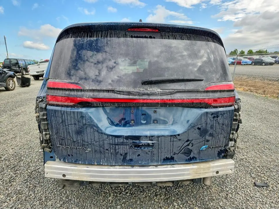 2024 CHRYSLER PACIFICA HYBRID SELECT  