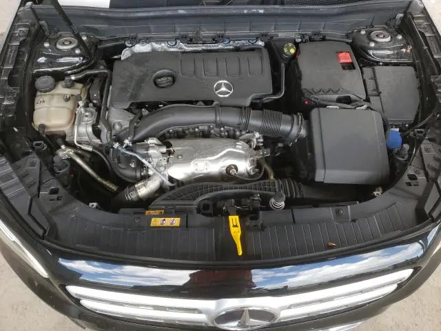 2021 MERCEDES-BENZ GLB 250  