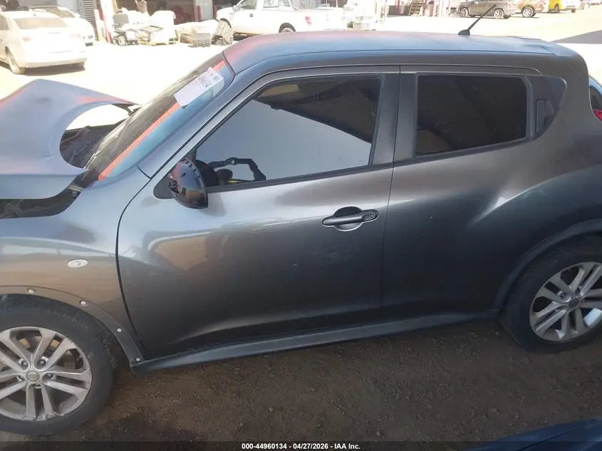 2013 NISSAN JUKE S