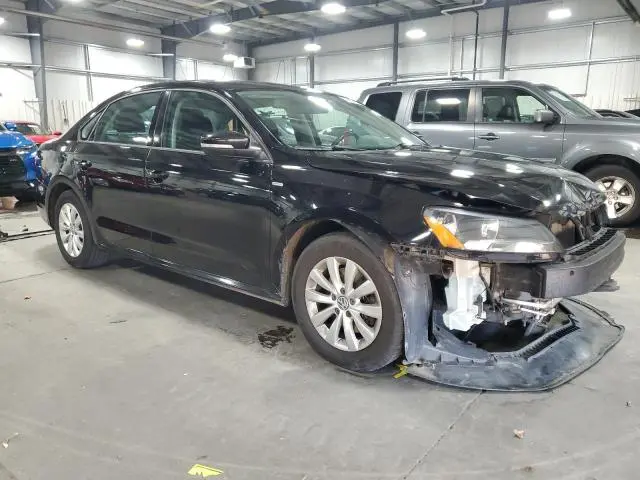 2015 VOLKSWAGEN PASSAT S  