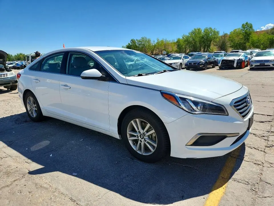 2016 HYUNDAI SONATA SE  