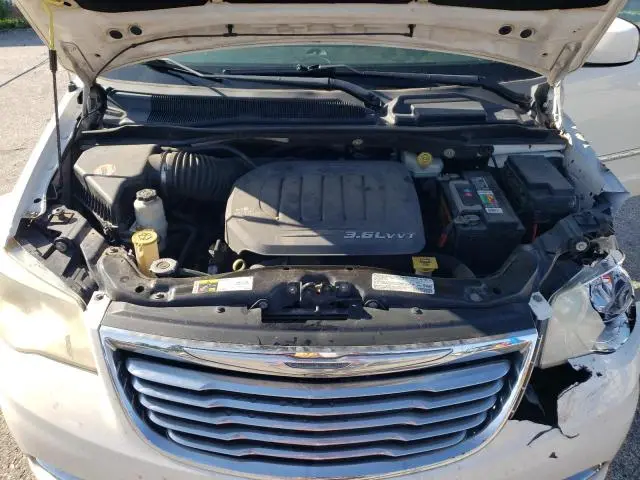 2013 CHRYSLER TOWN & COUNTRY TOURING  