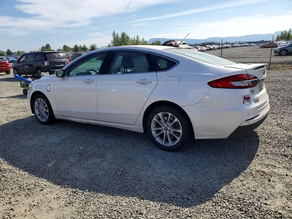 2019 FORD FUSION TITANIUM  