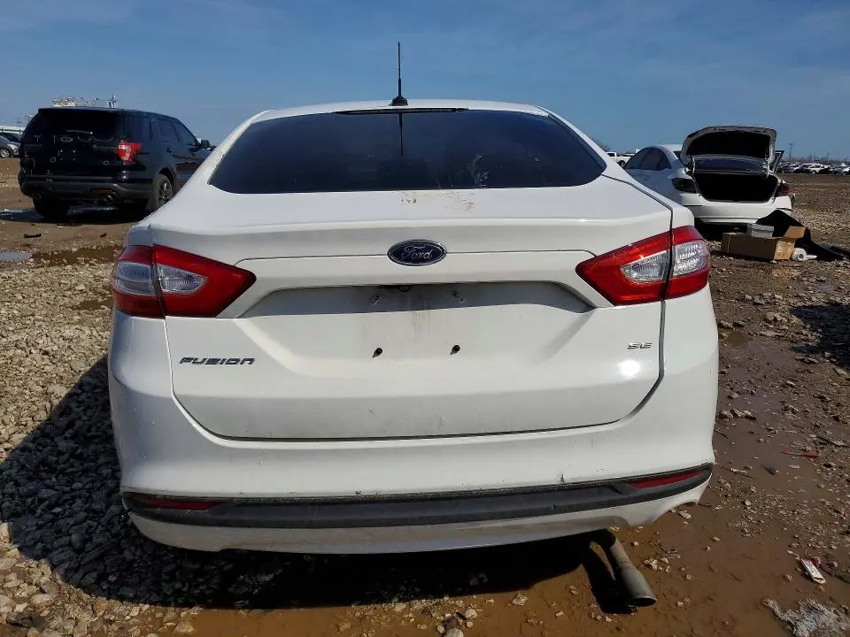 2015 FORD FUSION SE  