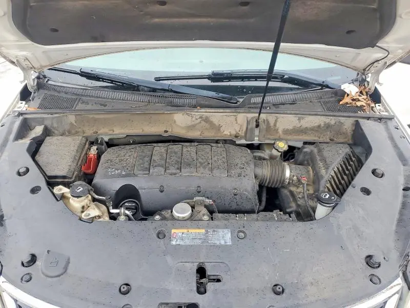 2014 CHEVROLET TRAVERSE LS  