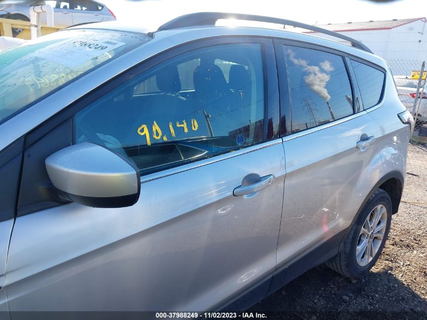 2018 FORD ESCAPE SE