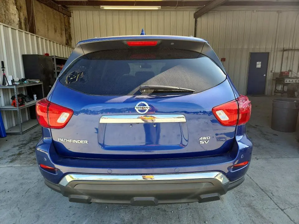 2019 NISSAN PATHFINDER SV  