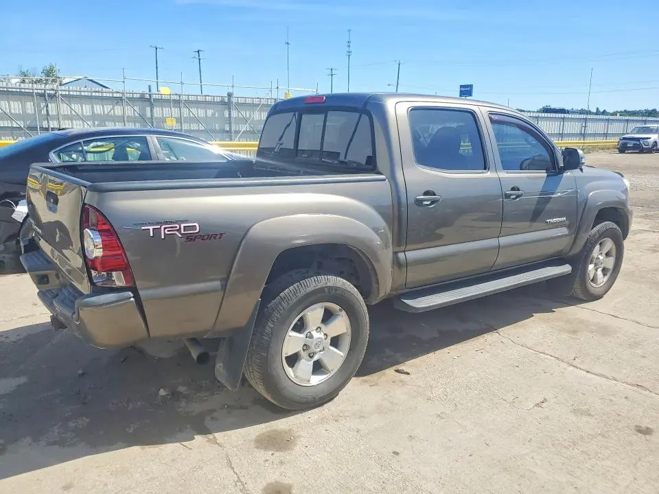 2013 TOYOTA TACOMA V6  