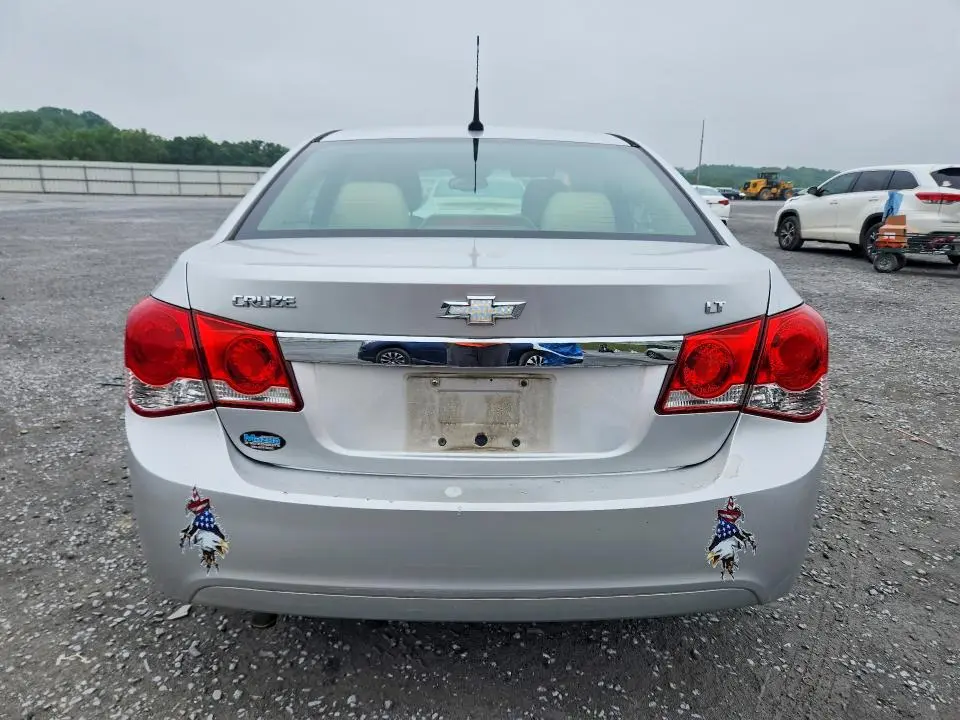 2013 CHEVROLET CRUZE LT  